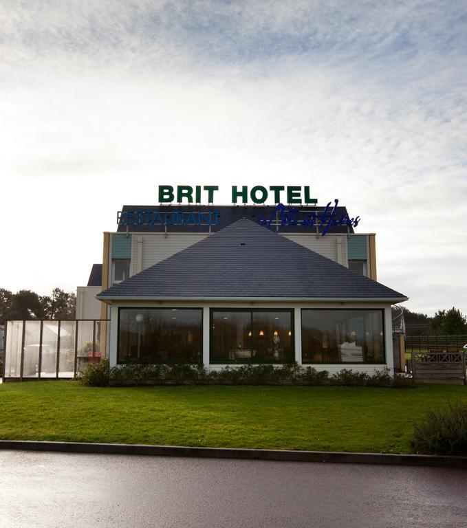 Brit Hotel De La Cote Des Havres Lessay Exterior photo
